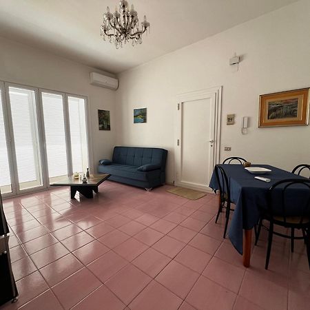 Ferienwohnung Terrazza Faraglioni Aci Trezza Exterior foto
